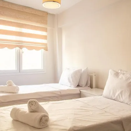 Vibrant And Centrally Located In Alsancak * Izmir